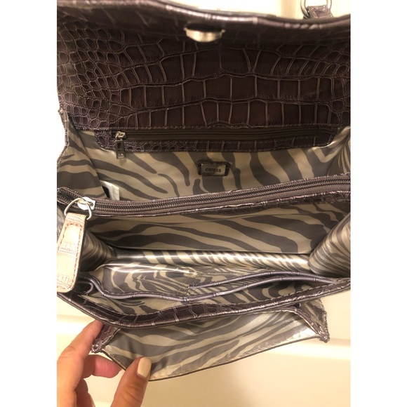 GUESS Top Handle Colour Block Handbag Faux Croc-embossed Leather - Picture 7 of 9